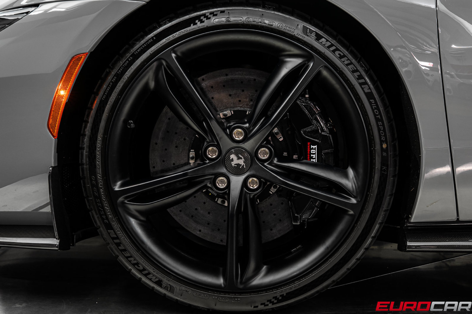 Used 2024 Ferrari 296 GTS RWD image 28