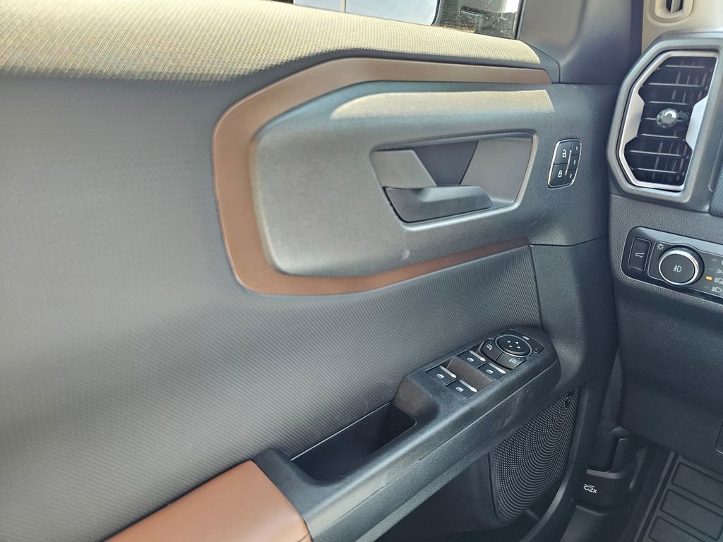 New 2025 Ford Bronco Sport Outer Banks w/ Outer Banks Tech Package+ AWD/4WD image 32