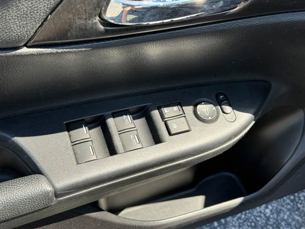 Used 2015 Honda Accord EX image 16