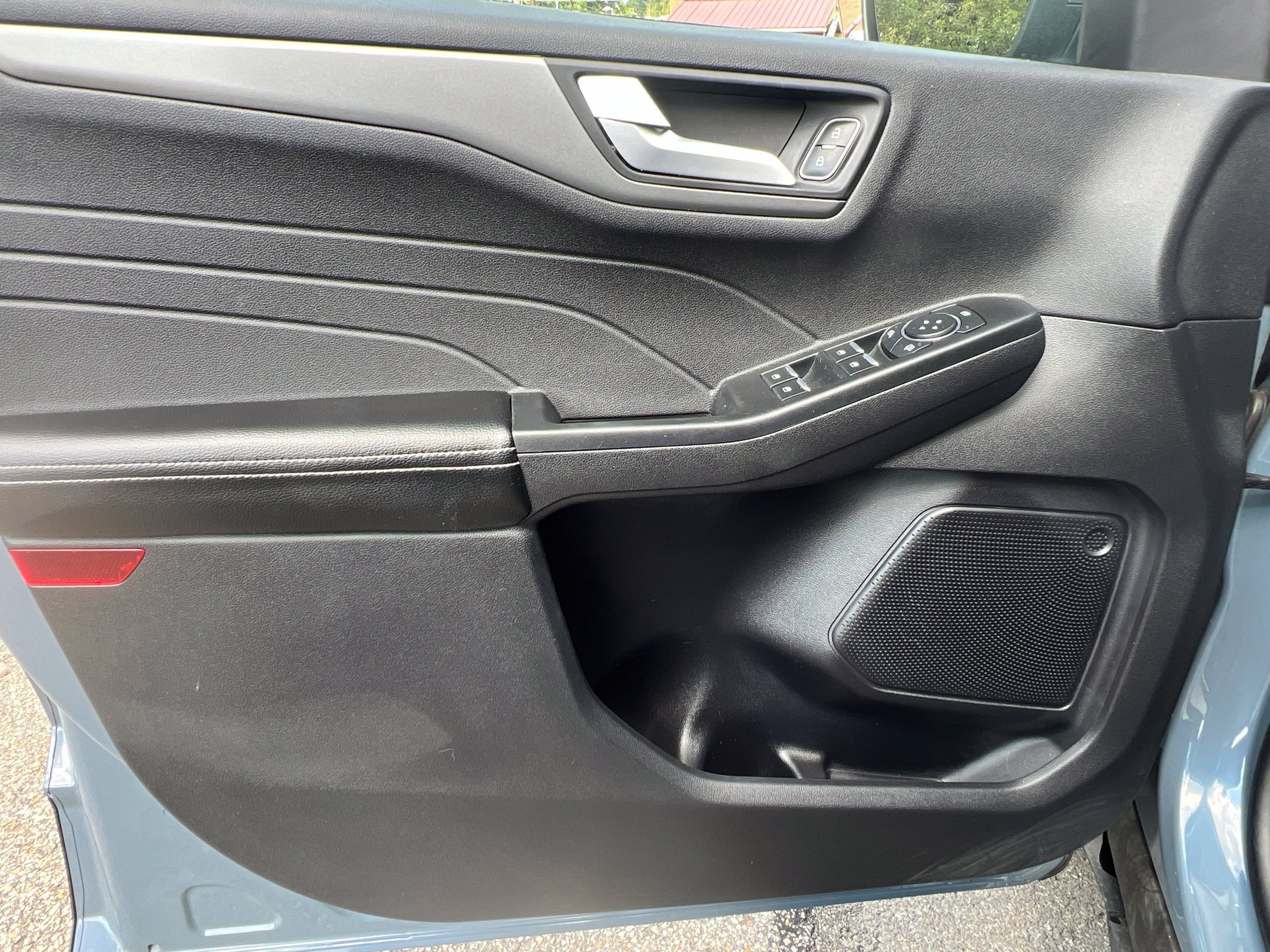 Used 2023 Ford Escape SE FWD image 17