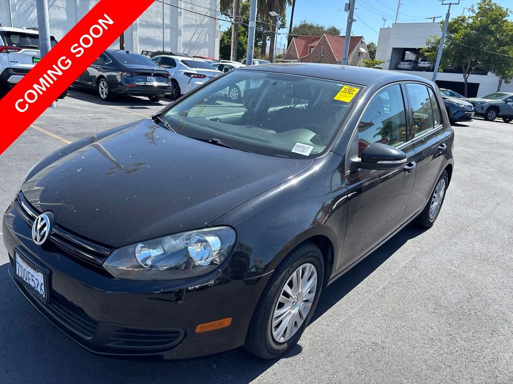 Used 2014 Volkswagen Golf 4-Door FWD image 8