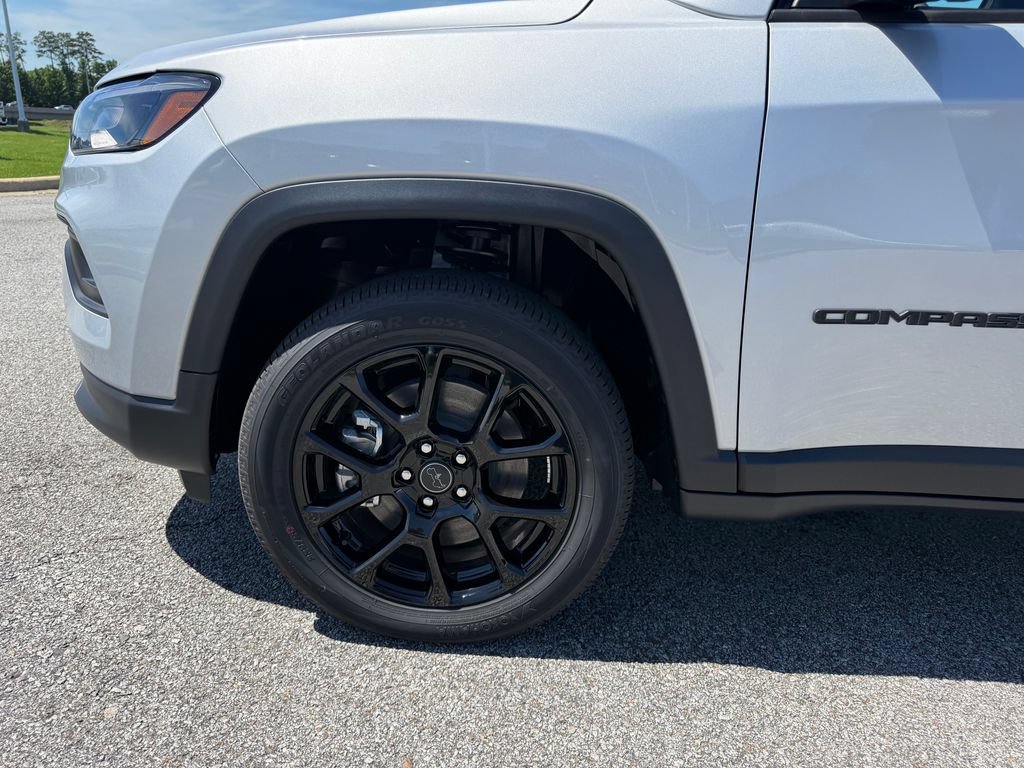New 2026 Jeep Compass Latitude AWD/4WD image 22