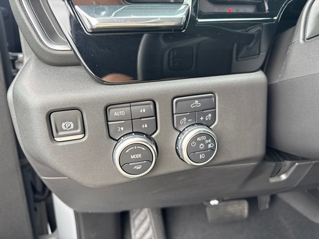 Used 2024 GMC Sierra 1500 Elevation AWD/4WD image 13