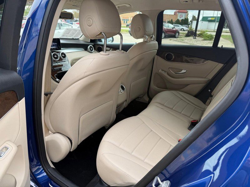 Used 2017 Mercedes-Benz GLC 300 w/ Premium 1 Package image 12