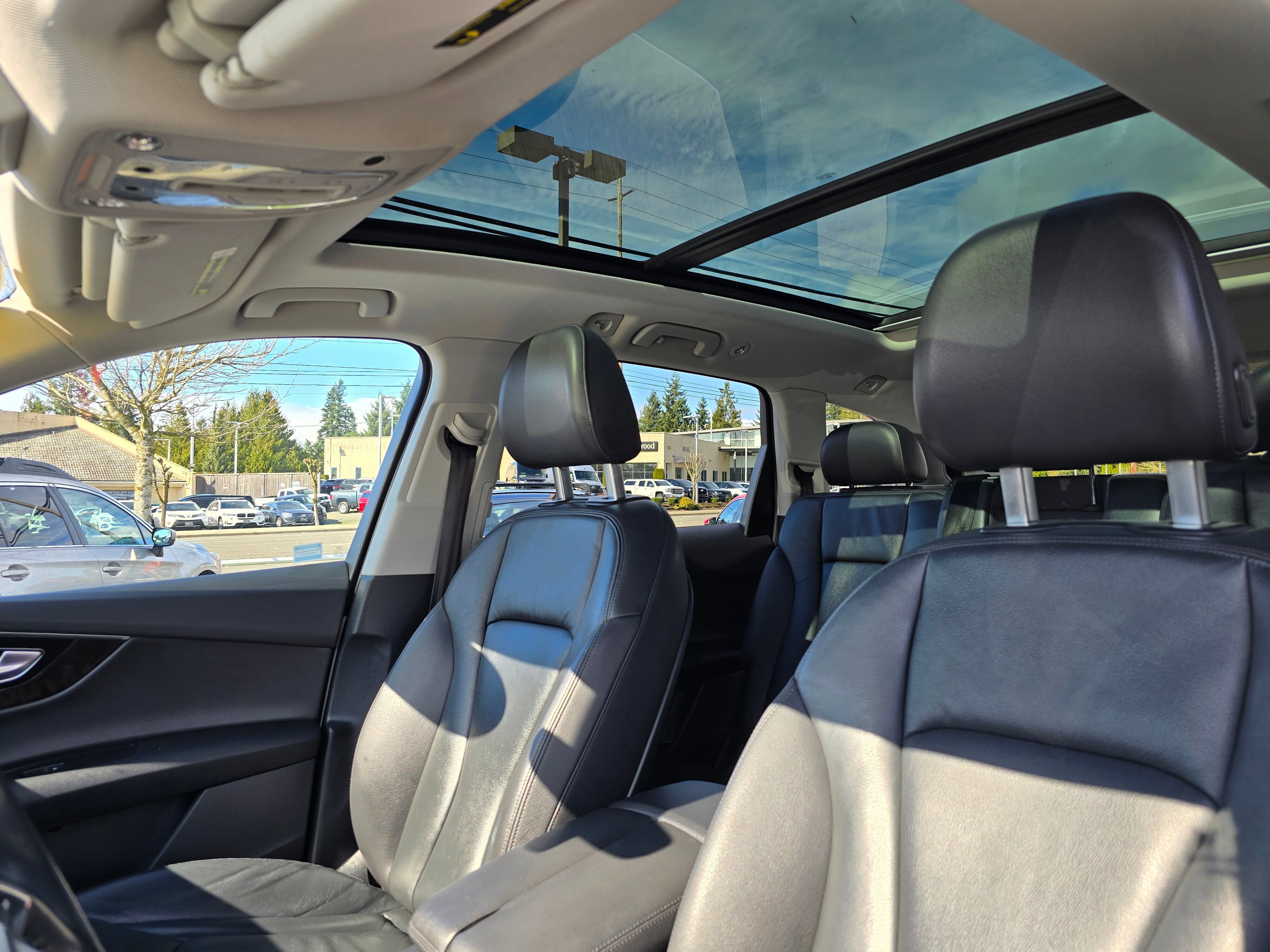 Used 2017 Audi Q7 3.0T Premium Plus w/ Premium Plus Package image 19