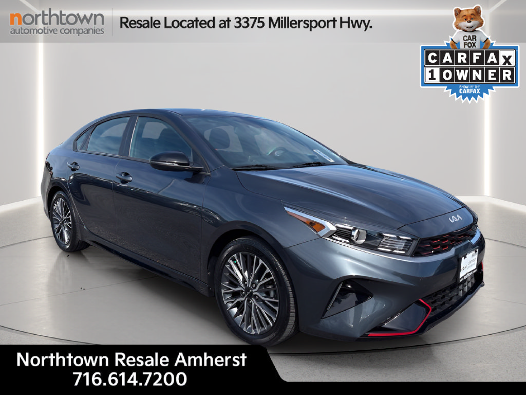 Used 2023 Kia Forte GT-Line w/ GT-Line Technology Package FWD image 3