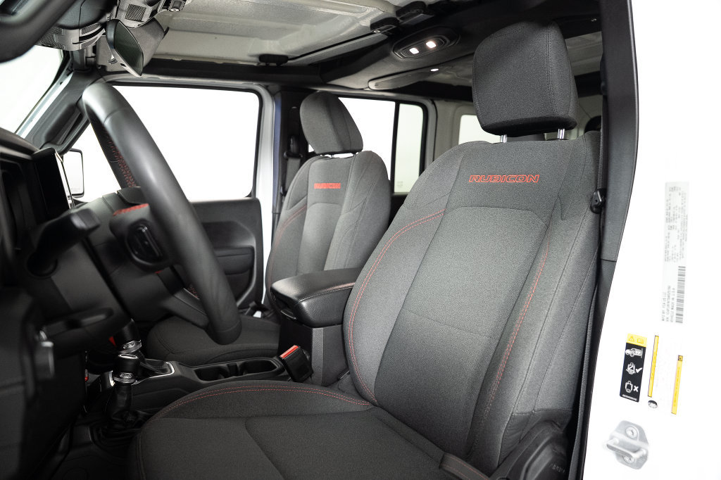 Used 2025 Jeep Wrangler Unlimited Rubicon AWD/4WD image 21
