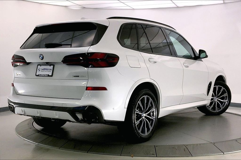 Used 2026 BMW X5 xDrive40i image 12