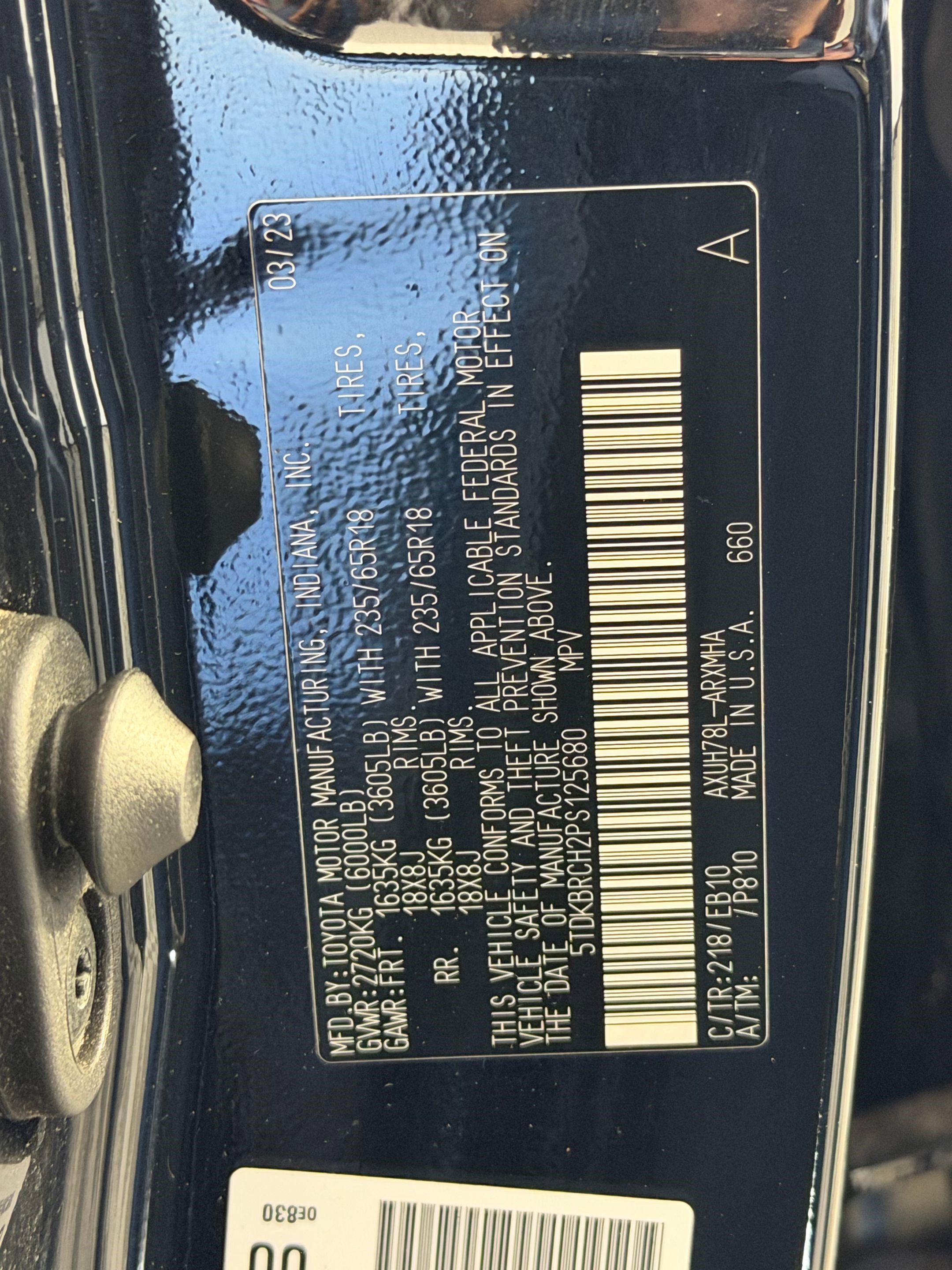 Used 2023 Toyota Highlander XLE image 18