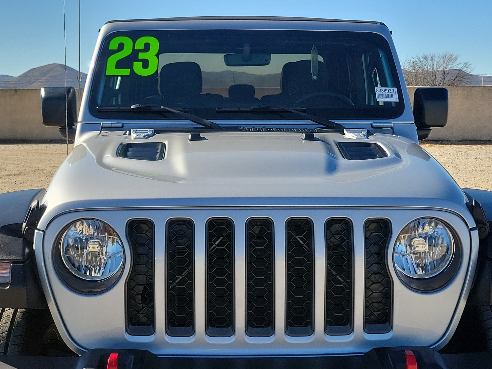 Used 2023 Jeep Gladiator Rubicon w/ Trailer Tow Package AWD/4WD image 29