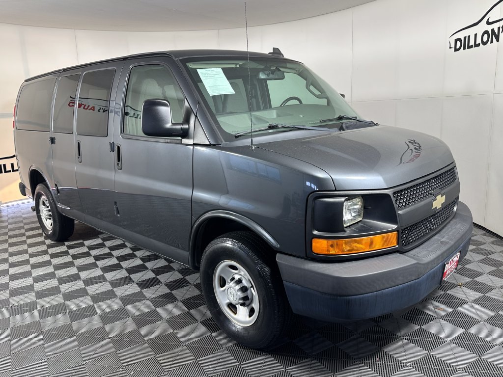 Used 2016 Chevrolet Express 2500 LS RWD image 9