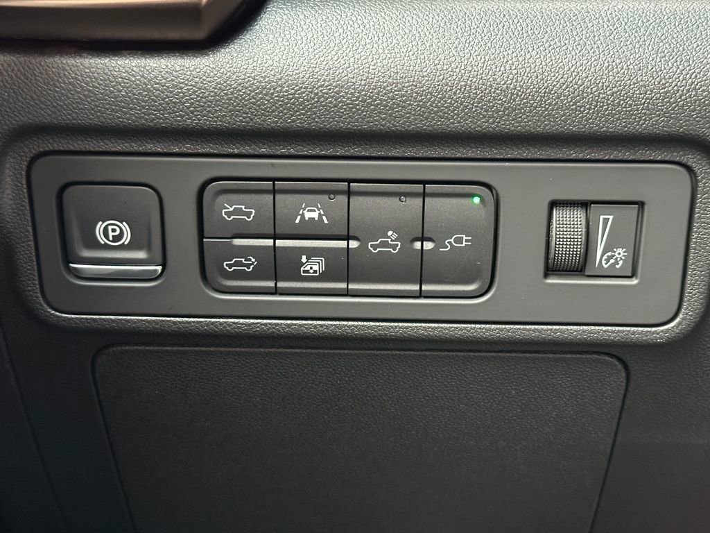 Used 2024 GMC Hummer EV 3X w/ Omega Edition image 29