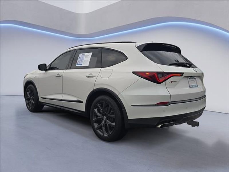 Used 2023 Acura MDX A-Spec image 3
