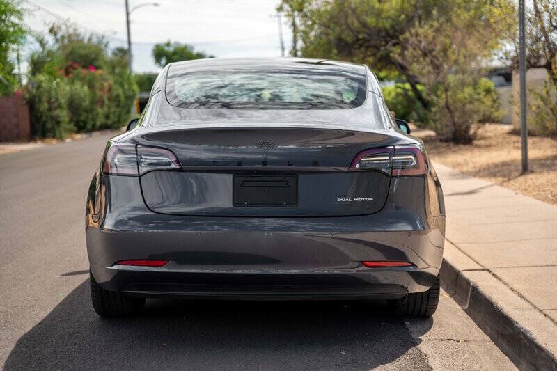 Used 2022 Tesla Model 3 Long Range AWD/4WD image 4