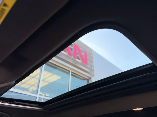 Used 2022 Nissan Frontier PRO-4X w/ Pro-4X Premium Package image 24