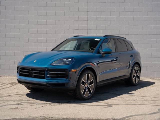 Certified 2024 Porsche Cayenne image 1