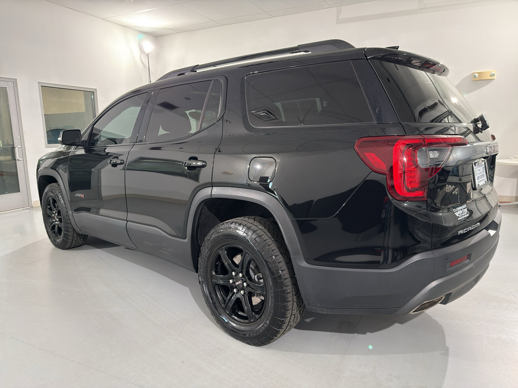 Used 2023 GMC Acadia AT4 w/ Technology Package image 5
