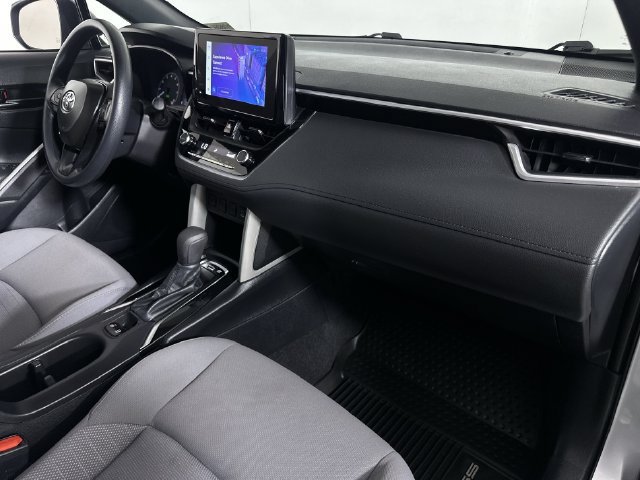 Used 2024 Toyota Corolla Cross AWD Hybrid image 30