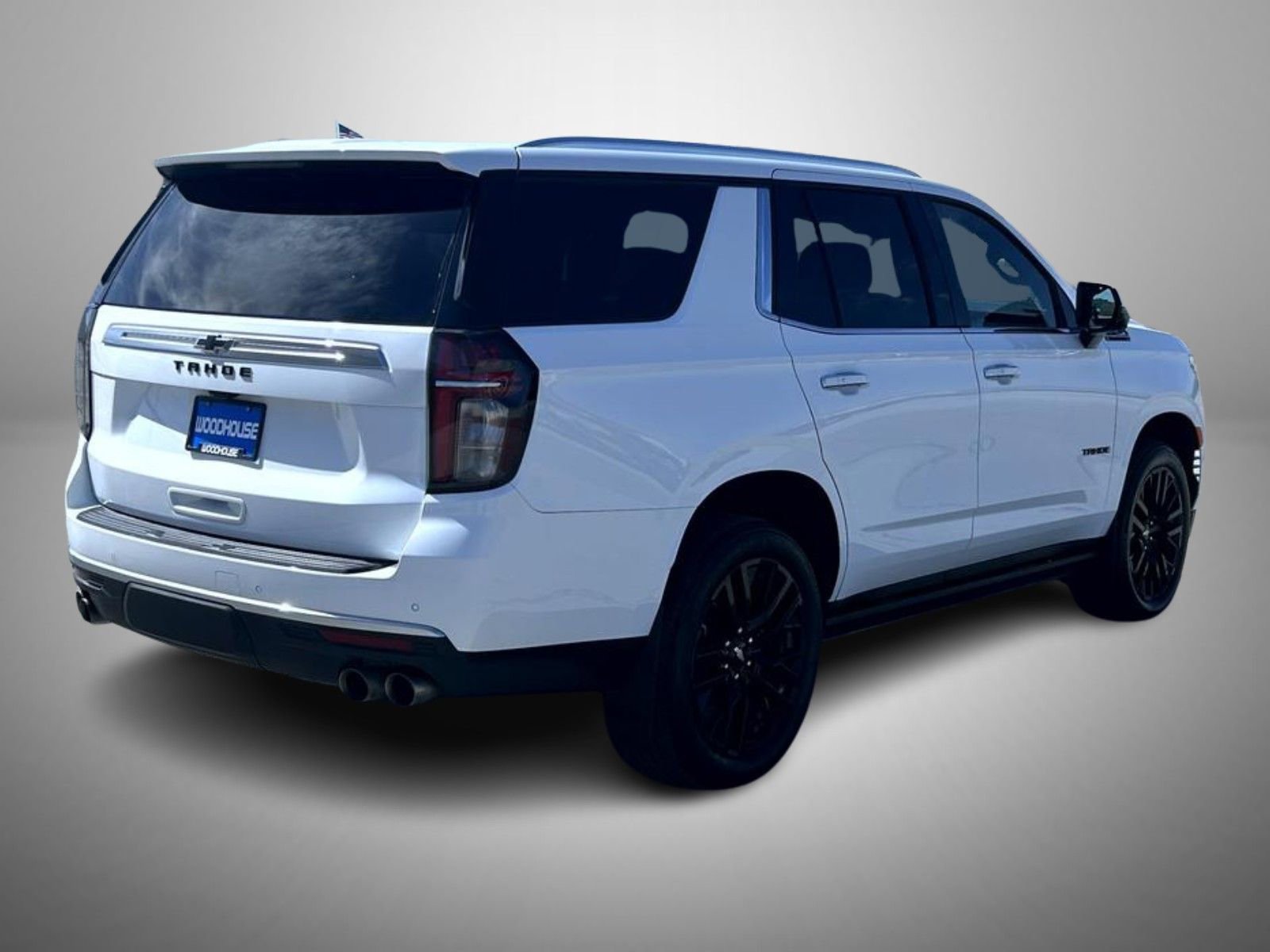 Used 2024 Chevrolet Tahoe High Country AWD/4WD image 5