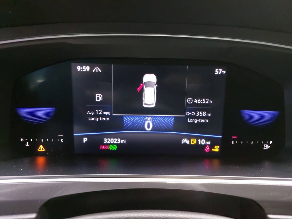 Used 2022 Volkswagen Tiguan SE image 19