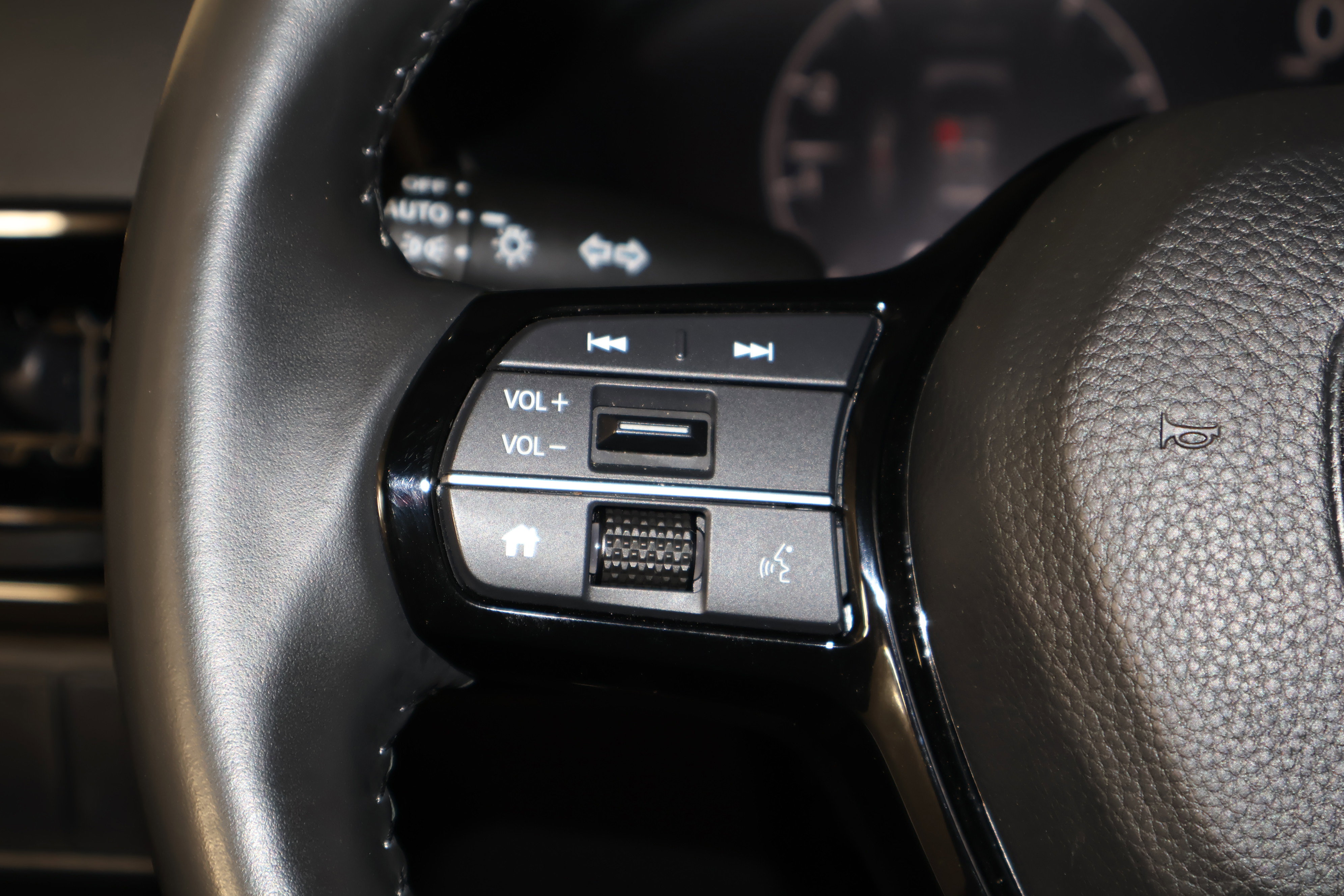 Used 2024 Honda CR-V EX-L image 20