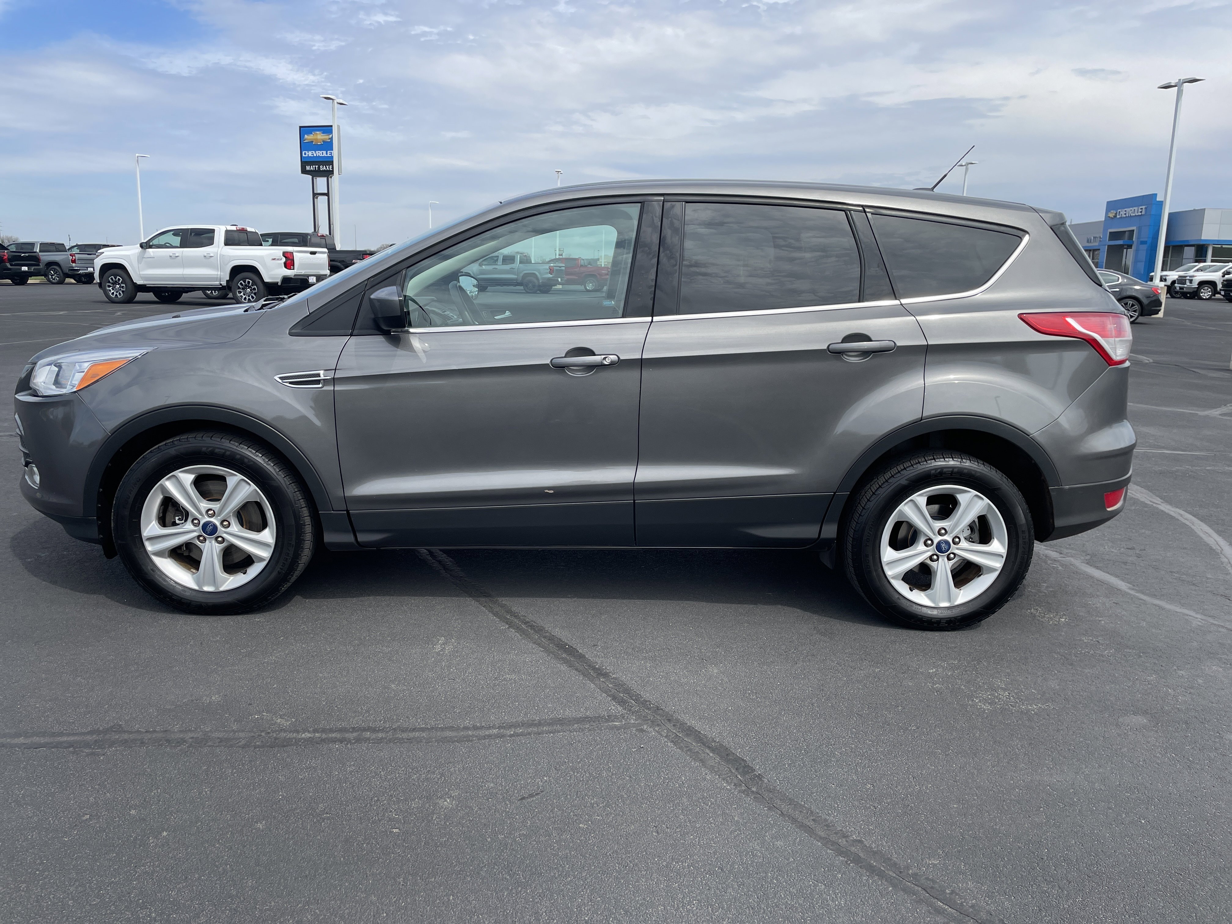 Used 2014 Ford Escape SE image 2