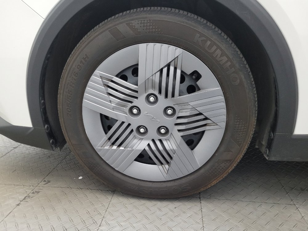 Used 2025 Kia K4 FWD image 31