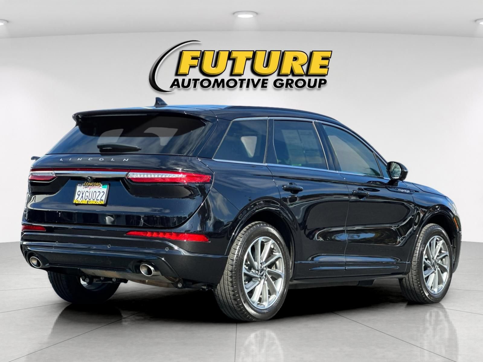 New 2026 Lincoln Corsair Grand Touring AWD/4WD image 3