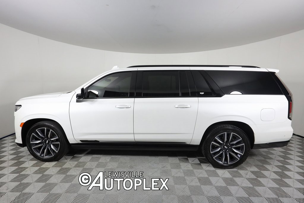 Used 2022 Cadillac Escalade ESV Sport image 11