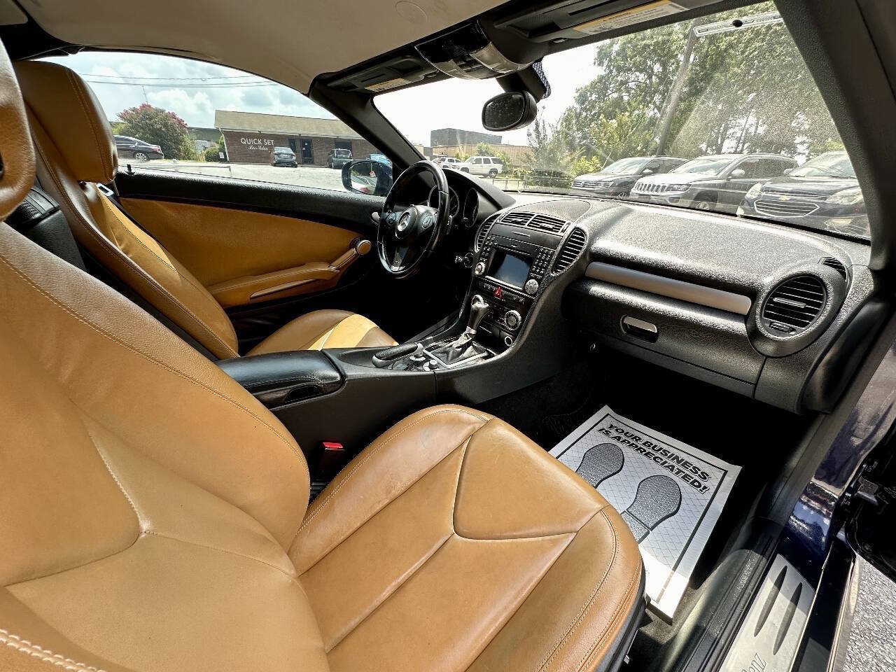 Used 2011 Mercedes-Benz SLK 350 w/ Multimedia Pkg image 23