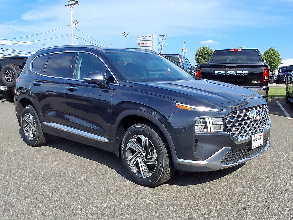 Used 2023 Hyundai Santa Fe SEL w/ Premium Package AWD/4WD image 2