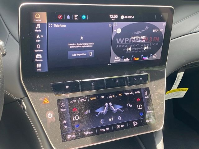 New 2025 Maserati Grecale GT image 28