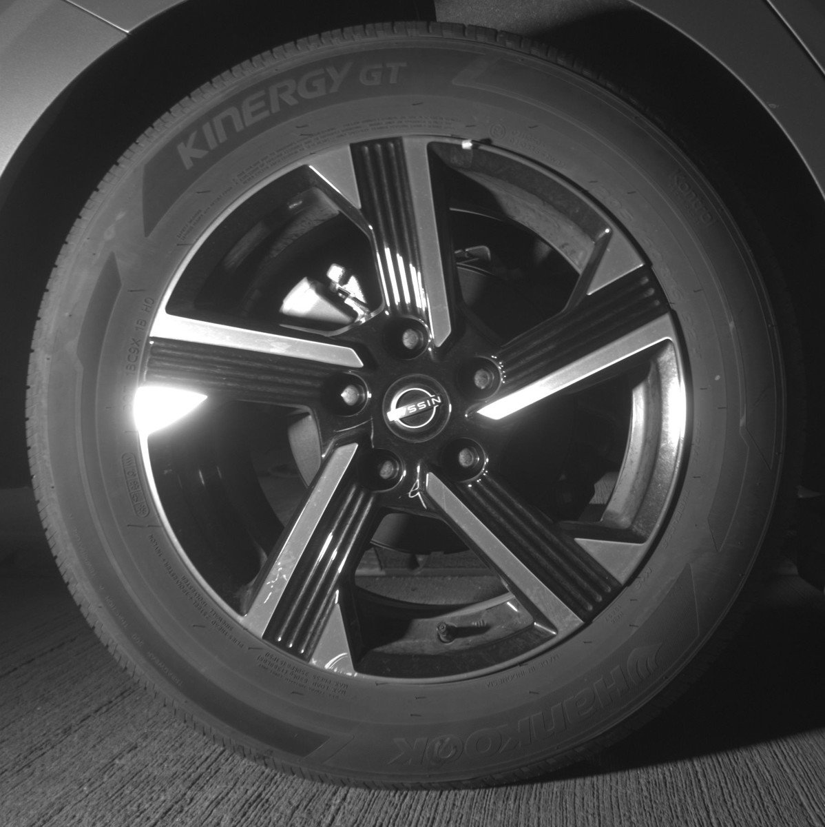 Used 2025 Nissan Sentra SV image 15