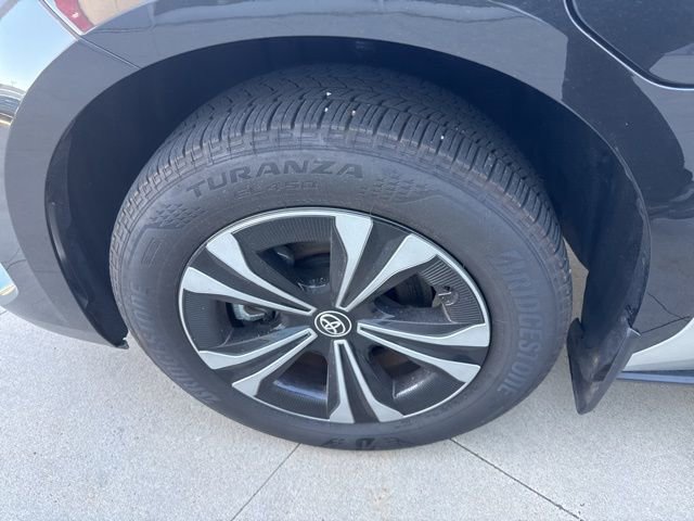 Used 2025 Toyota bZ4X AWD w/ Weather Package image 12