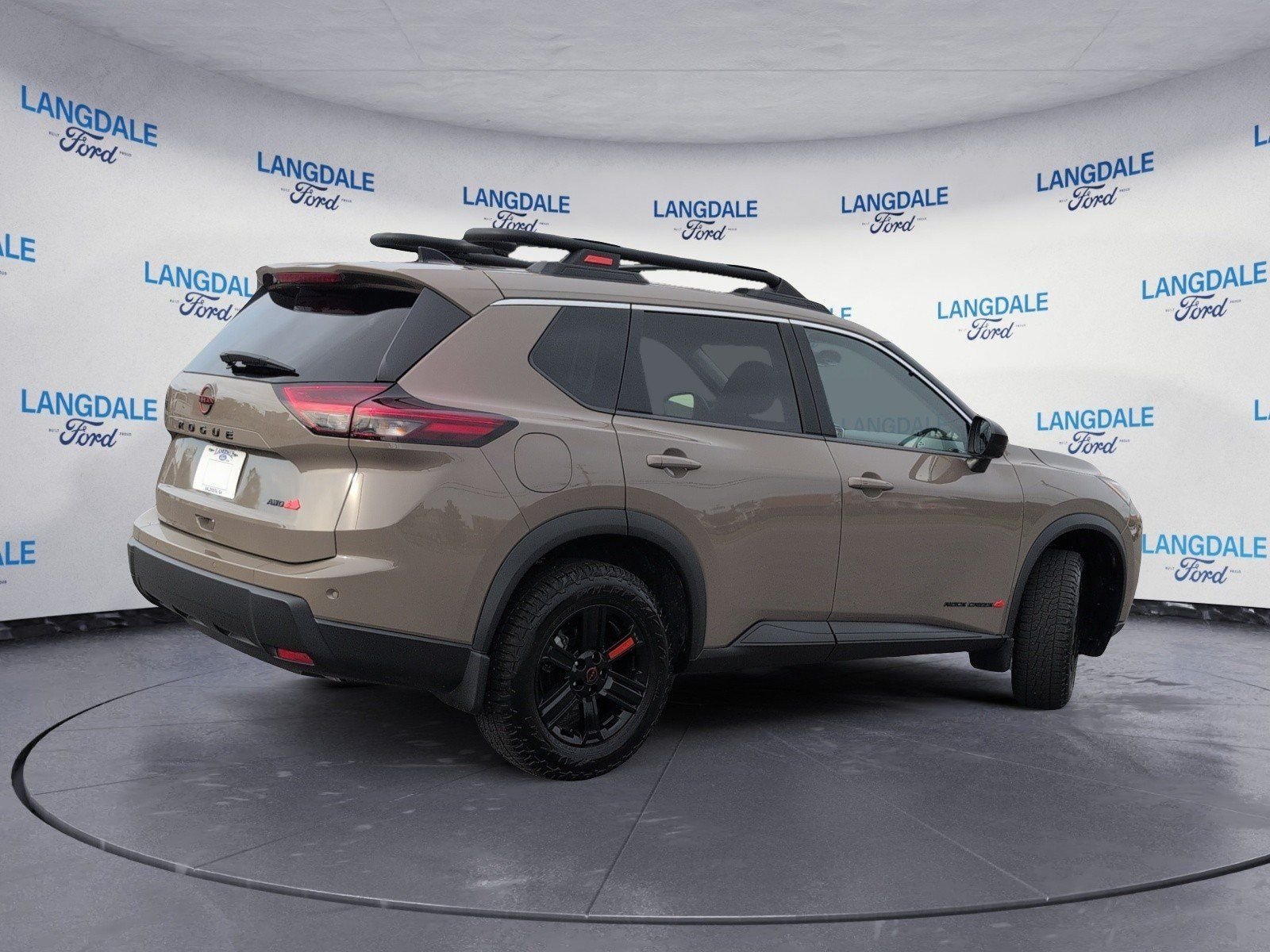 Used 2026 Nissan Rogue SV AWD/4WD image 4