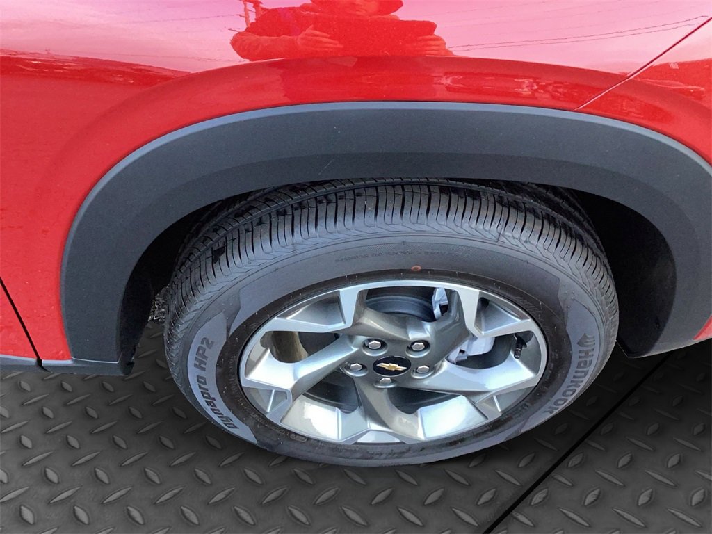 New 2026 Chevrolet Trax LT image 25