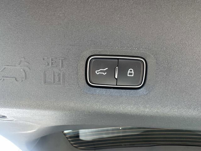 New 2026 Lincoln Navigator L Black Label image 16