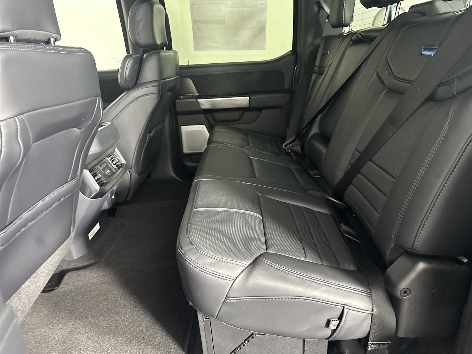 New 2026 Ford F250 Platinum w/ Tremor Off-Road Package image 18