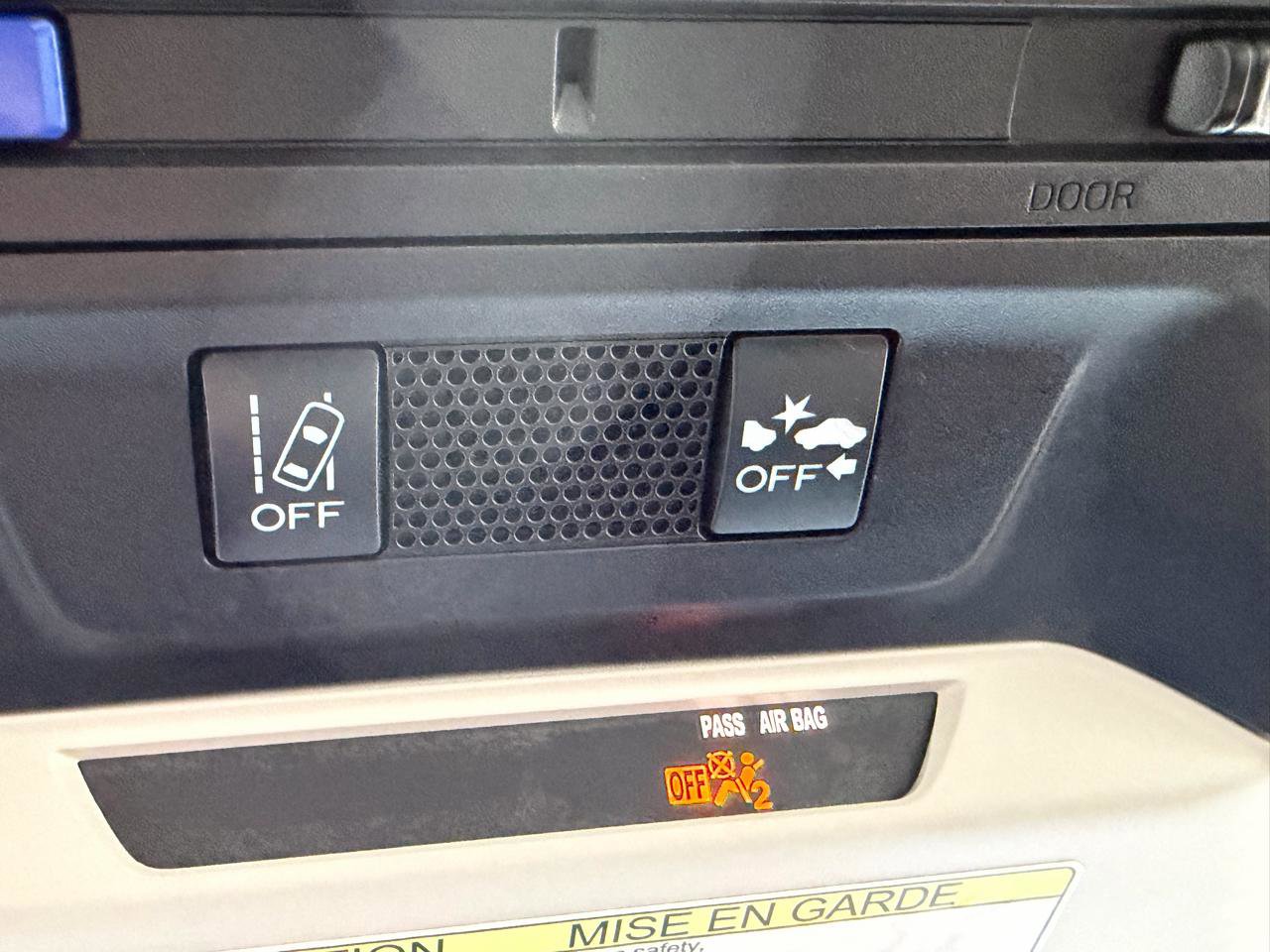 Used 2018 Subaru Impreza 2.0i Limited image 24