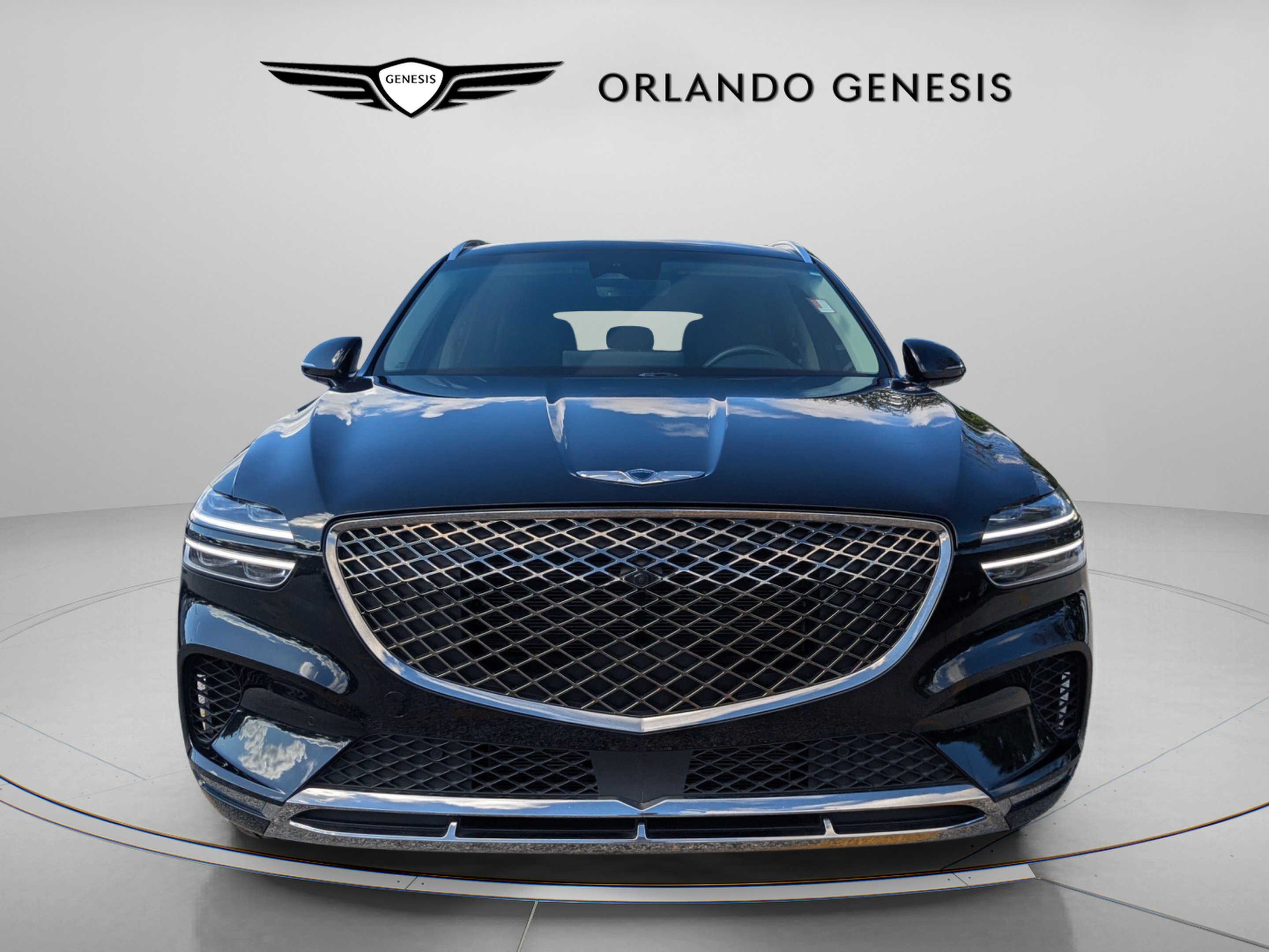Used 2023 Genesis GV70 2.5T w/ Advanced Package AWD/4WD image 3