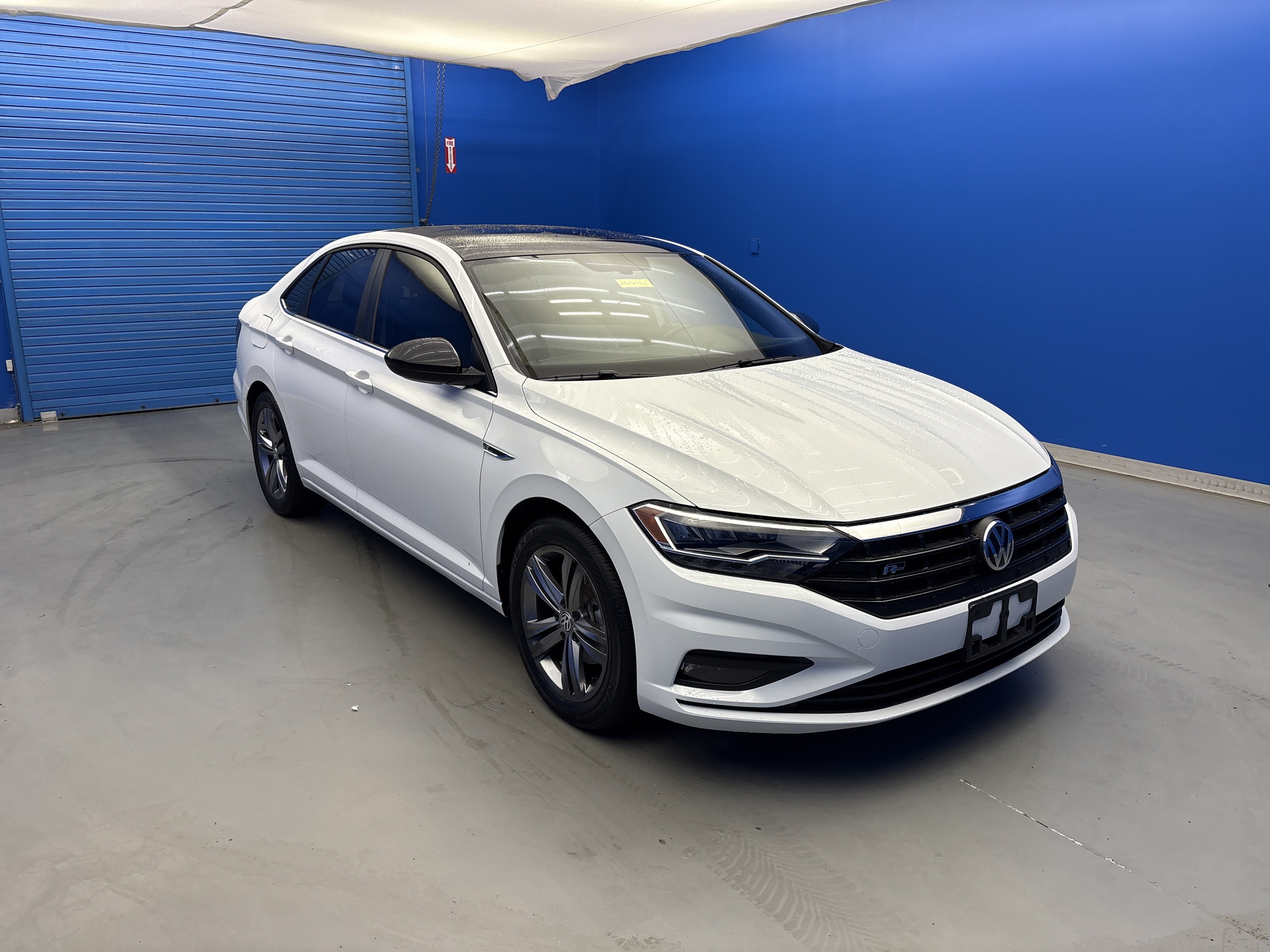 Used 2021 Volkswagen Jetta R-Line FWD image 2