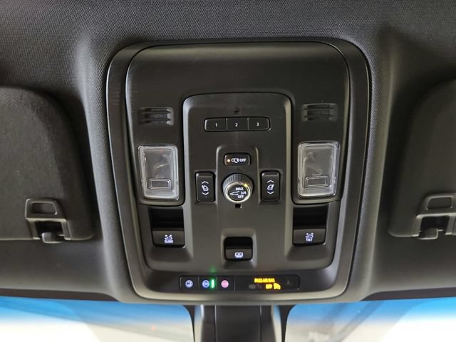 Used 2021 GMC Yukon SLT w/ SLT Premium Package RWD image 29
