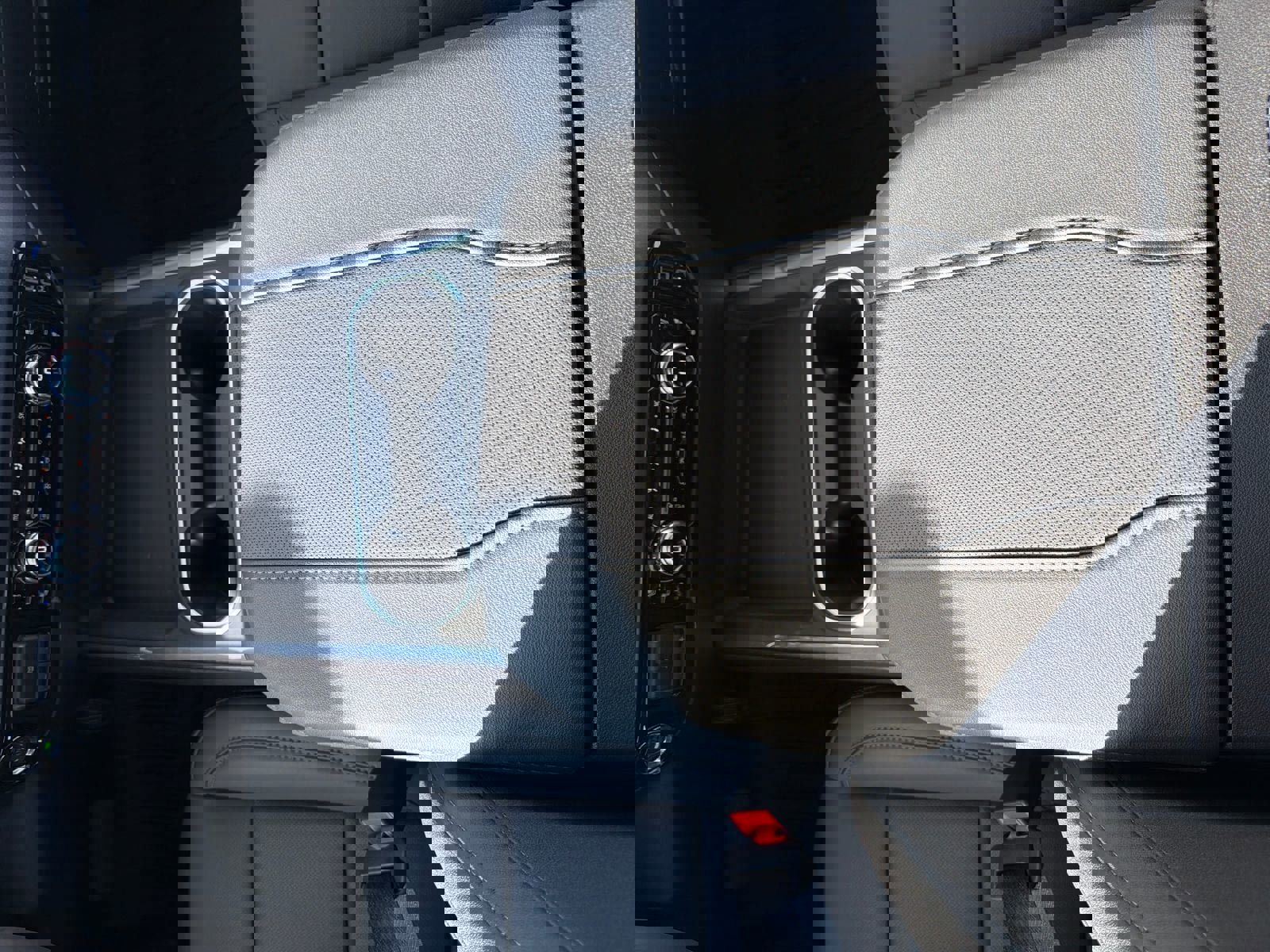 New 2026 GMC Sierra 2500 SLT w/ SLT Convenience Package image 27