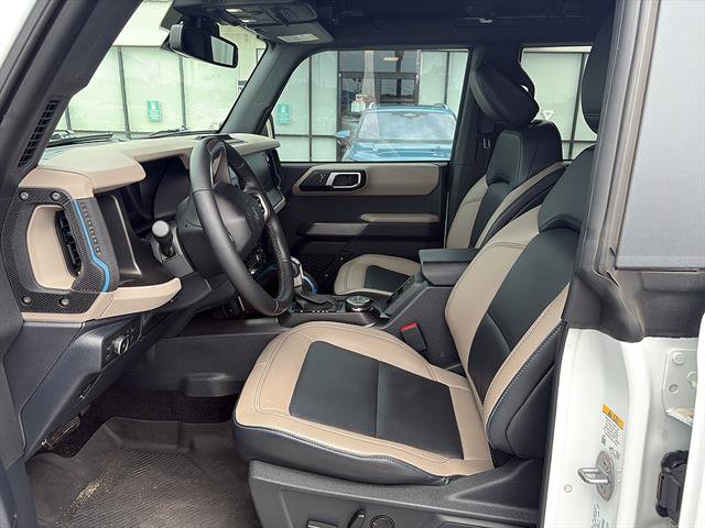 Used 2022 Ford Bronco Wildtrak AWD/4WD image 14
