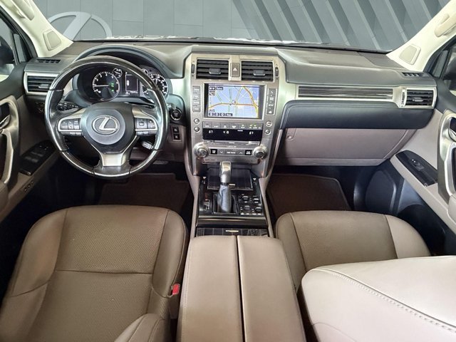 Certified 2020 Lexus GX 460 Luxury w/ Accessory Package AWD/4WD image 13