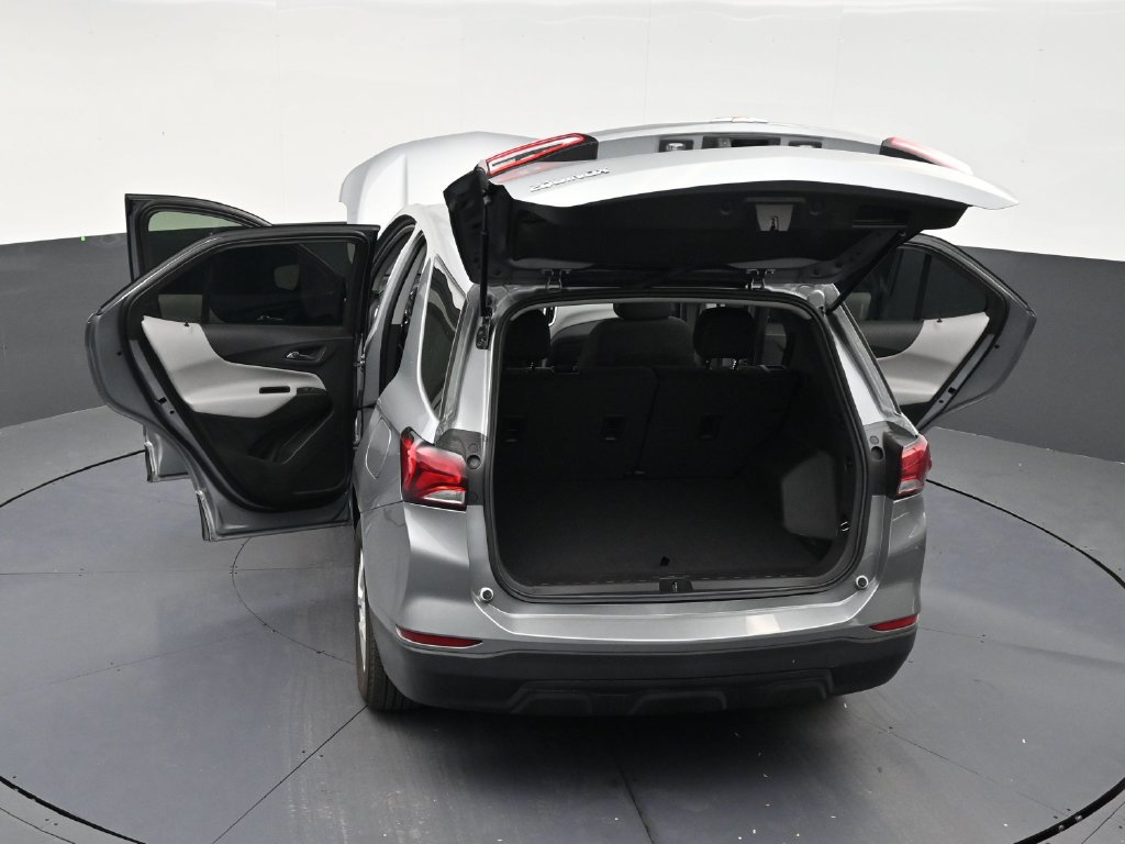 Used 2024 Chevrolet Equinox LS w/ Driver Confidence II Package FWD image 29