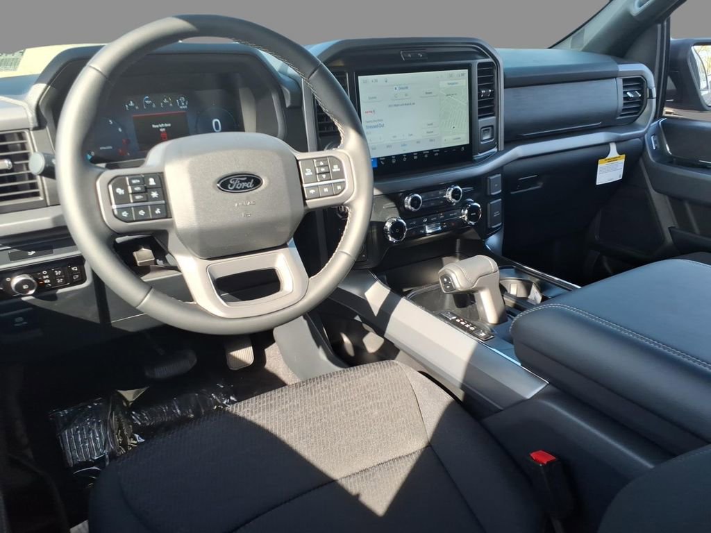 New 2026 Ford F150 XLT w/ Equipment Group 302A MID image 5
