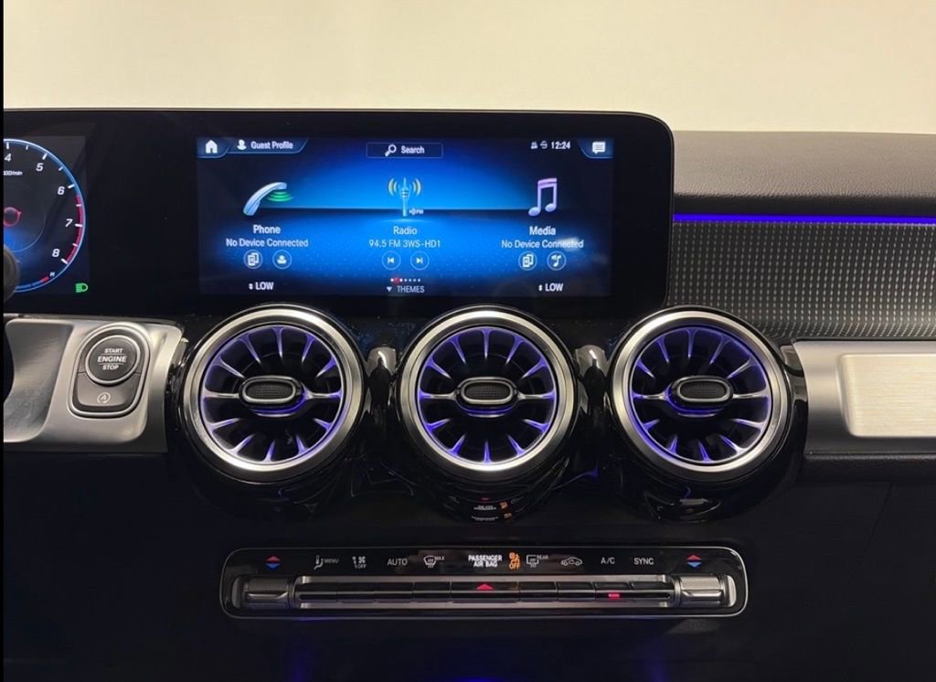 Certified 2022 Mercedes-Benz GLB 250 4MATIC image 18