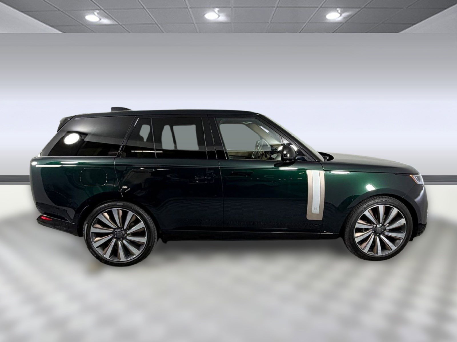 Used 2026 Land Rover Range Rover SV image 8