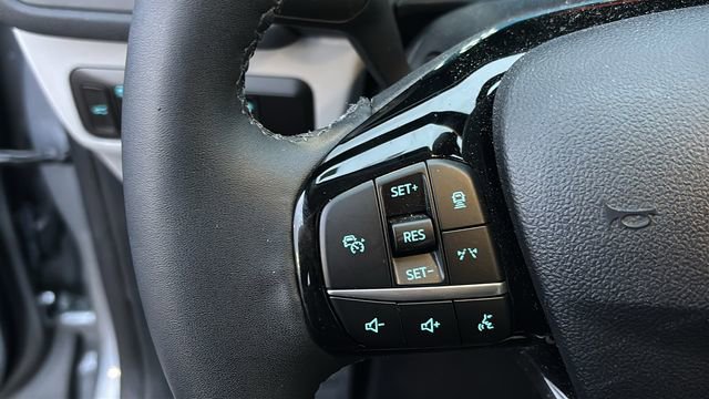 Used 2023 Ford Escape Platinum image 14